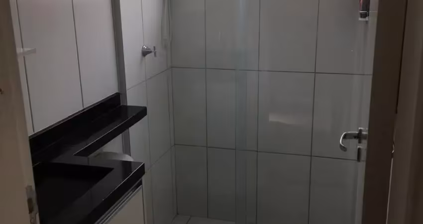 Aluga-se apartamento residencial armários planejados no bairro flamboyant!