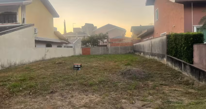 Terreno em condomínio fechado à venda na Rua Los Angeles, 340, Jardim Califórnia, Jacareí