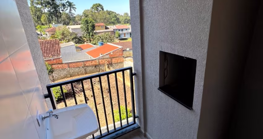 Apartamento de 03 quartos (Na divisa com o Santa Cândida!)