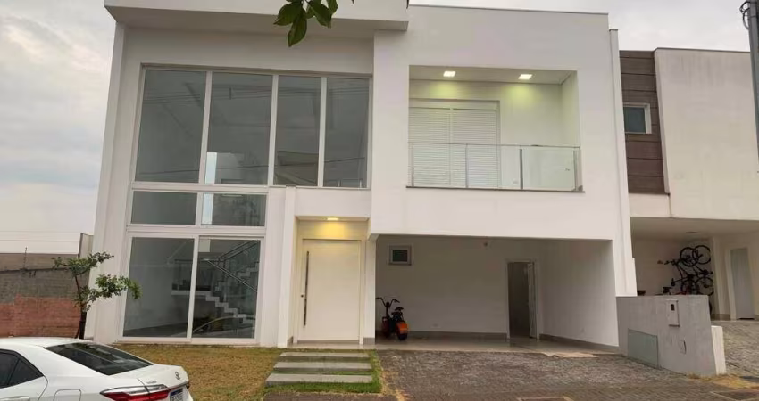 Casa em Condomínio Villagio Bourbon