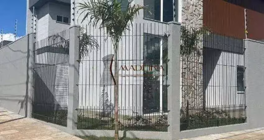 Sobrado à venda, 3 quartos, 3 suítes, 2 vagas, Bom Jardim - Maringá/PR