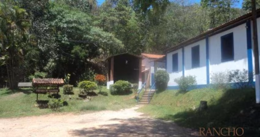 Casa comercial à venda no Centro, Jambeiro 