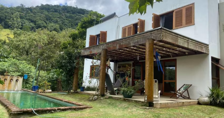 Chácara / sítio com 2 quartos à venda no Centro, São José dos Campos 