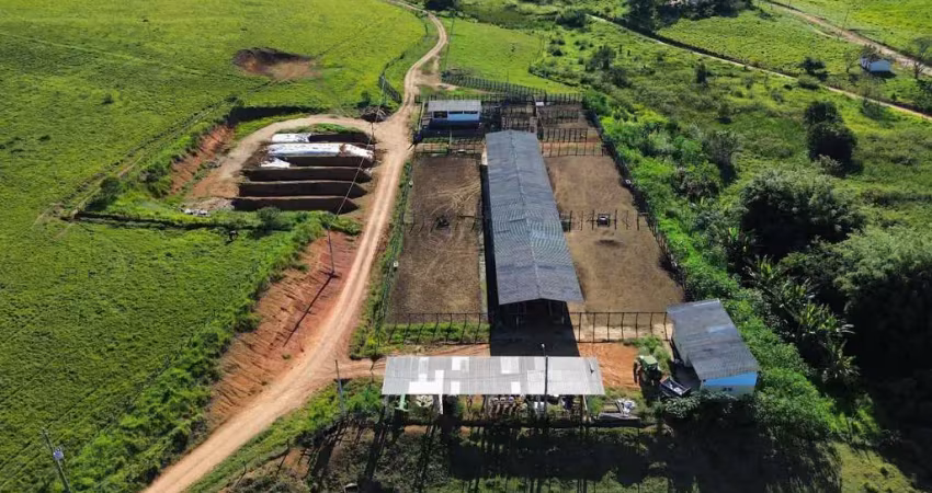 Fazenda com 1 sala à venda no Centro, Caçapava 