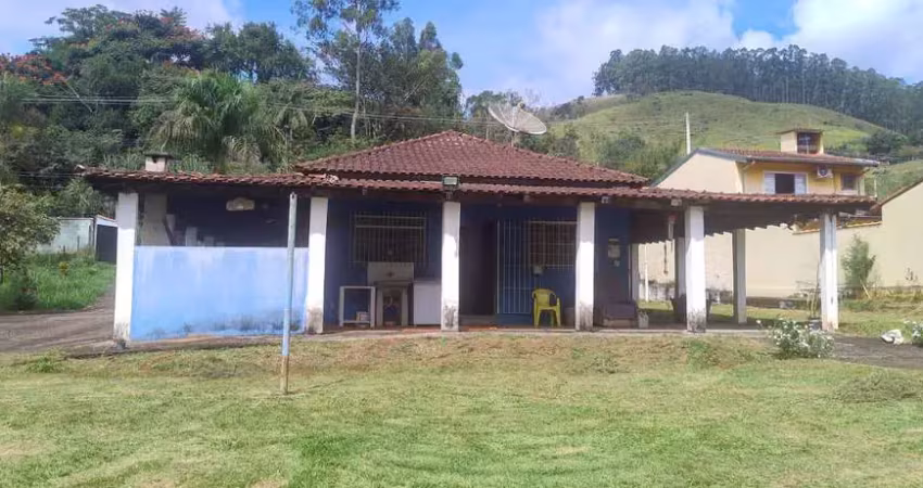 Chácara / sítio com 2 quartos à venda na Zona Rural, Monteiro Lobato 