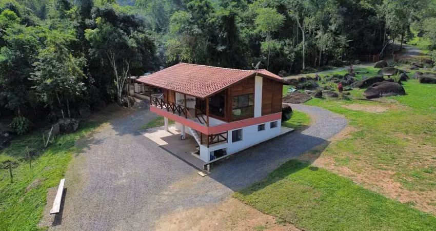 Chácara / sítio com 2 quartos à venda na Zona Rural, Monteiro Lobato 