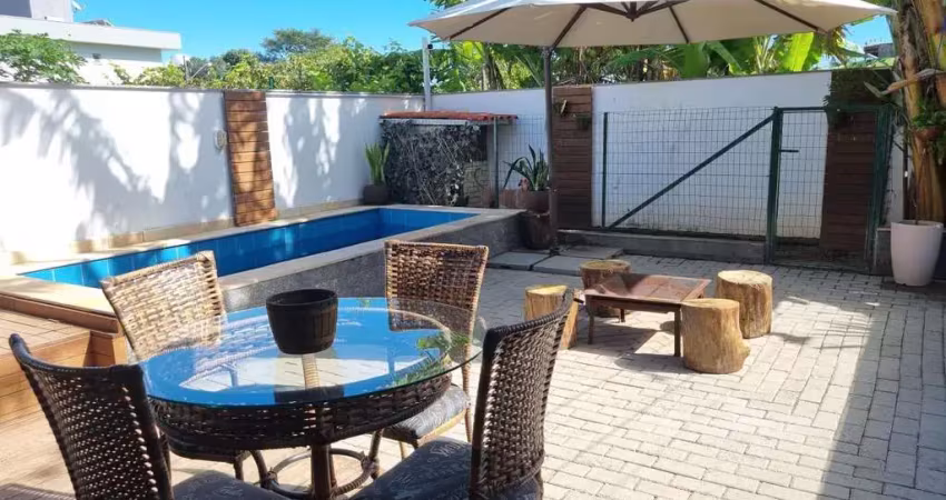 Casa para venda em florianópolis, cachoeira do bom jesus, 3 dormitórios, 3 suítes, 4 banheiros, 2 vagas