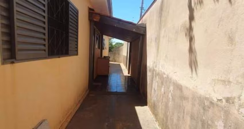 Casa para Venda em Araraquara, Jardim Santa Clara (Vila Xavier), 3 dormitórios, 1 suíte, 2 banheiros, 5 vagas