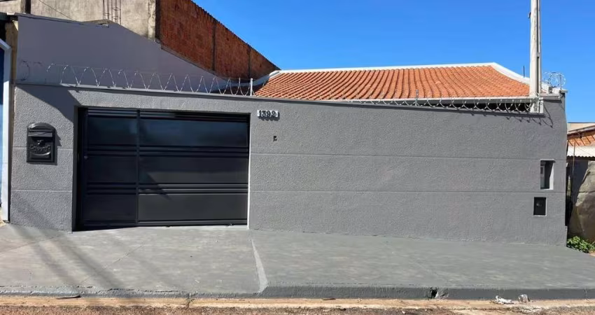 Casa para Venda em Araraquara, Jardim Adalberto Frederico de Oliveira Roxo I e II, 3 dormitórios, 2 banheiros, 3 vagas