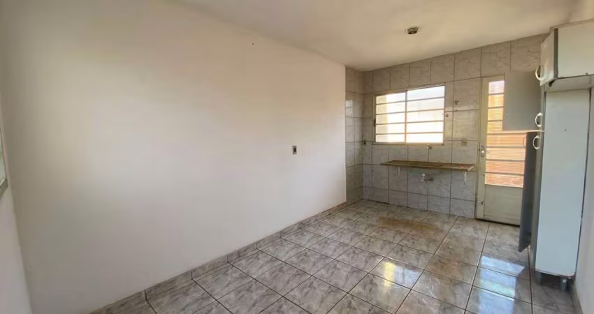 Casa para Venda em Araraquara, Jardim Altos de Pinheiros I e II, 2 dormitórios, 1 banheiro