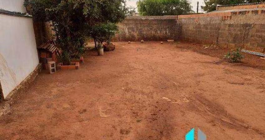 Casa em Condomínio para Venda em Araraquara, Jardim Brasil (Vila Xavier), 2 dormitórios, 1 banheiro, 2 vagas
