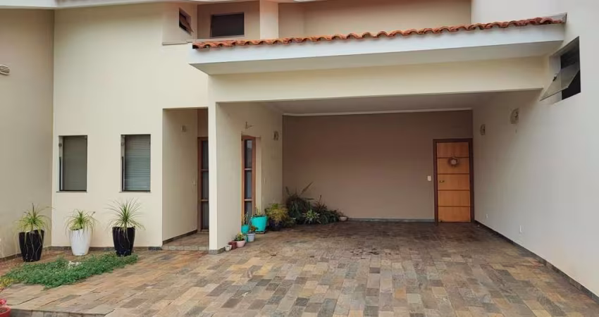 Casa em Condomínio para Venda em Araraquara, Jardim dos Flamboyants, 4 dormitórios, 1 suíte, 4 banheiros, 4 vagas