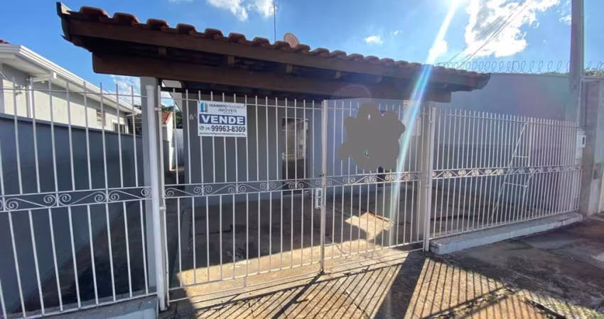 Casa para Locação, Vila Xavier (Vila Xavier), 3 dormitórios, 1 banheiro, 2 vagas