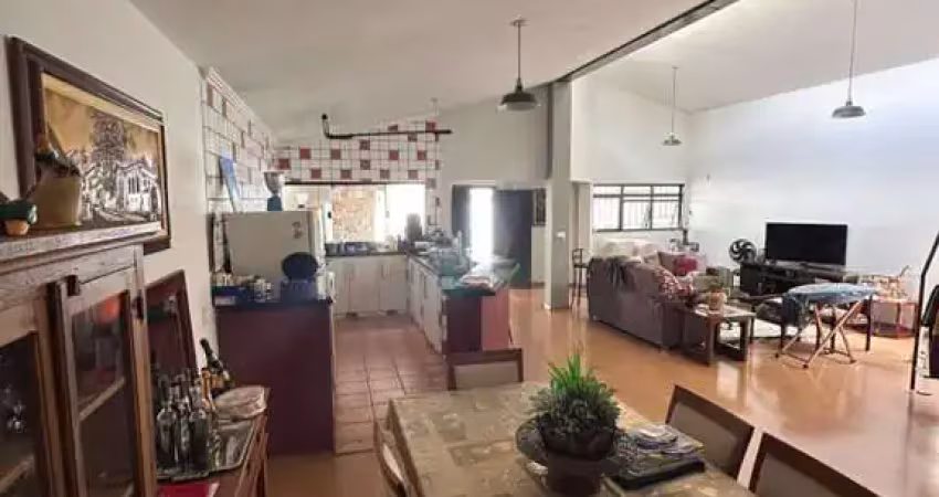 Casa para venda em araraquara, residencial cambuy, 3 dormitórios, 1 suíte, 2 banheiros, 2 vagas