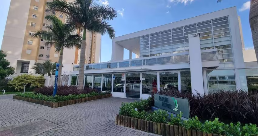 Apartamento Alto Padrão semimobiliado com armarios planejados