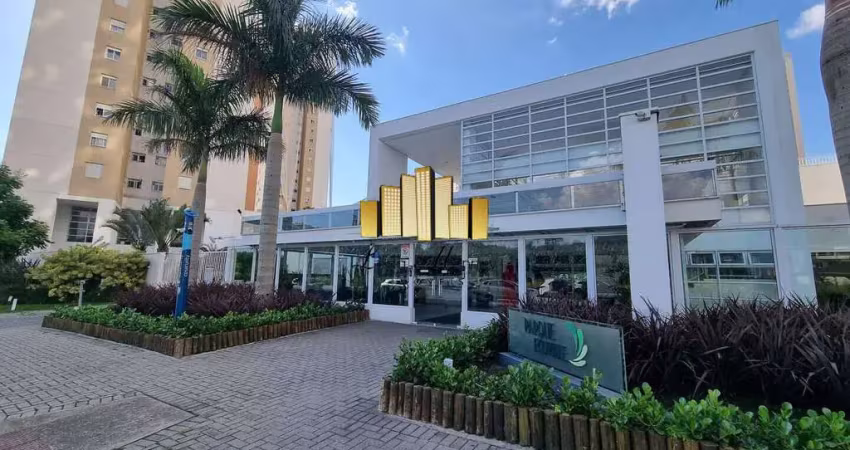 Apartamento alto padrão semimobiliado com armarios planejados