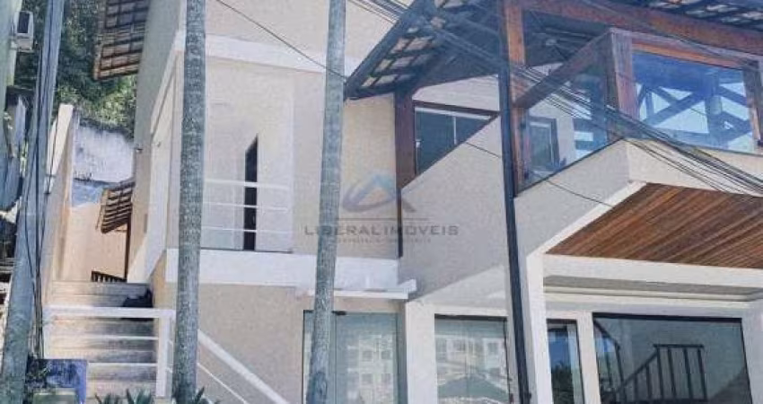 Casa em condomínio fechado com 3 quartos à venda na Rua Frederico Malesherbes Figueredo, Maria Paula, São Gonçalo