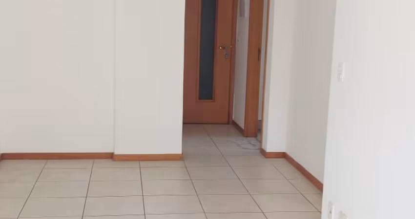 Apartamento com 2 dorms, Badu, Niterói - R$ 265 mil, Cod: 878
