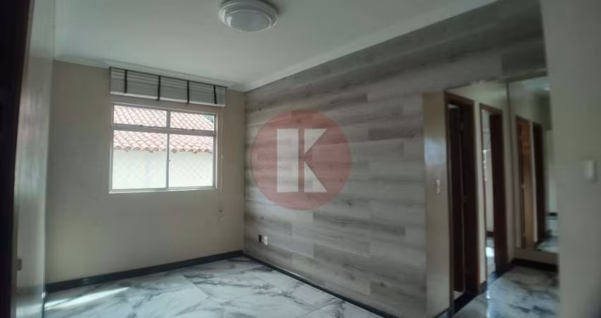 Apartamento de 03 quartos com armários no Santa Mônica