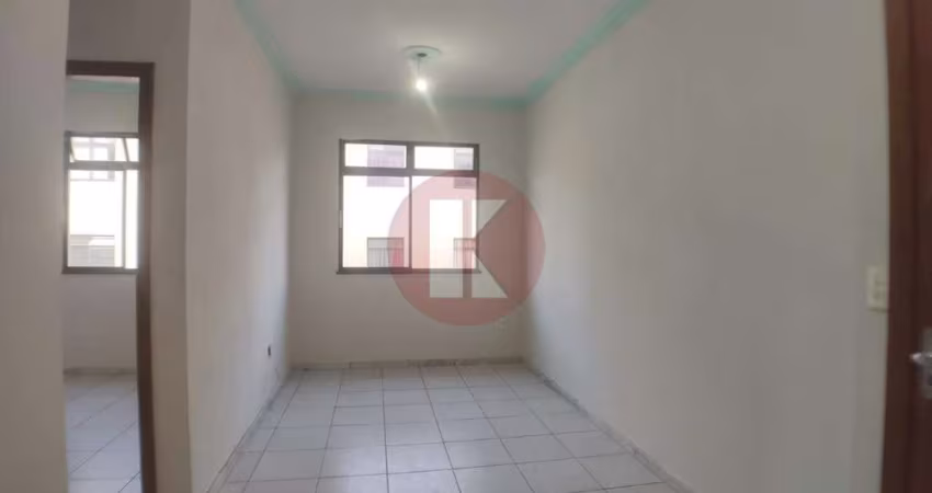 Apartamento de 02 quartos no Santa Mônica