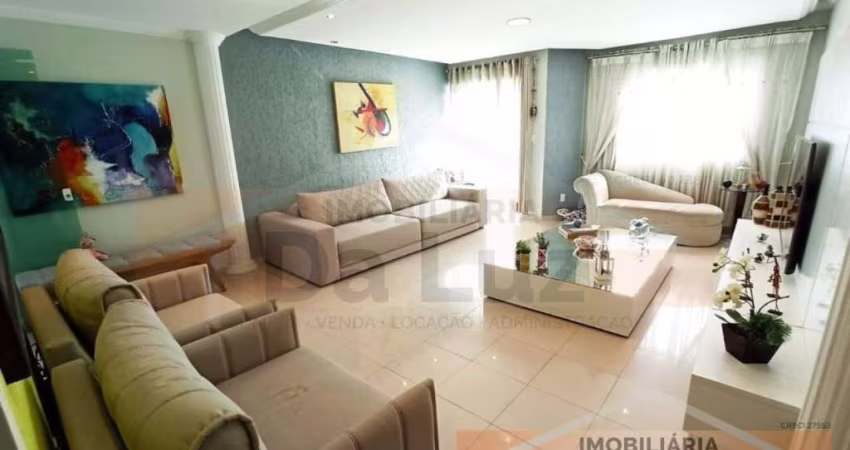 VENDE-SE SOBRADO COM 3 QUARTOS NO BAIRRO CAMPESTRE EM SANTO ANDRÉ