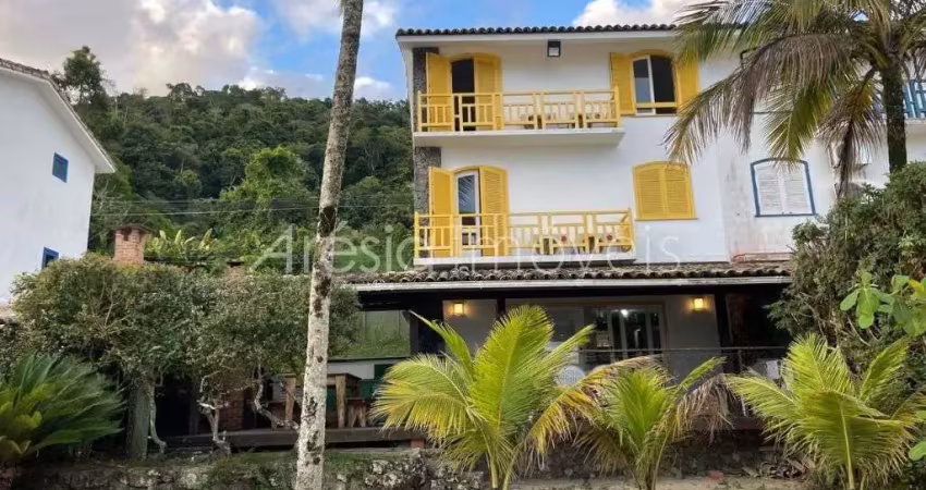Casa com 4 quartos, 3 suítes à venda, 158 m² por r$ 4.300.000 - são brás - mangaratiba/rj