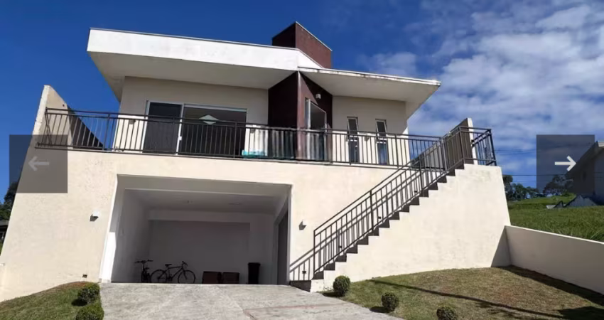 Pronta para Morar! Casa Térrea no Reserva Santa Anna com Espaço Gourmet  por R$ 1.400.000,00.