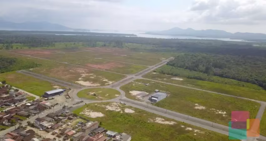 Terreno comercial à venda na Geralda Oliveira Luis, --, Paranaguamirim, Joinville