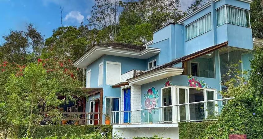 Casa com 3 quartos à venda na Vitória-régia, --, São Marcos, Joinville