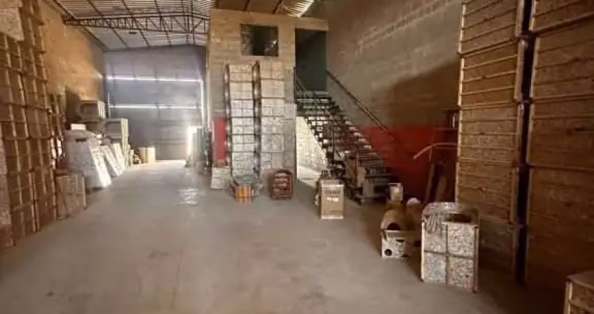 Barracão / Galpão / Depósito para alugar no Parque Santa Edwiges, Bauru 