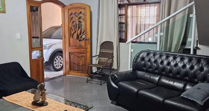 Sobrado à venda em São Paulo, Vila Helena, com 3 quartos, com 200 m²