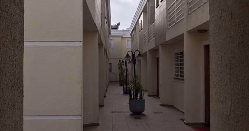 Sobrado à venda em São Paulo, Vila União (Zona Leste), com 2 quartos, com 62 m²