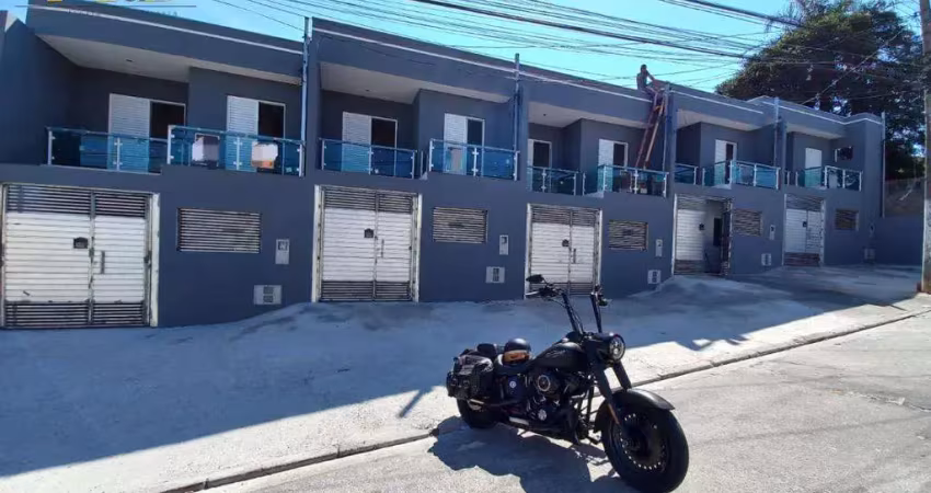 Sobrado à venda em São Paulo, Itaquera, com 3 quartos, com 90 m²