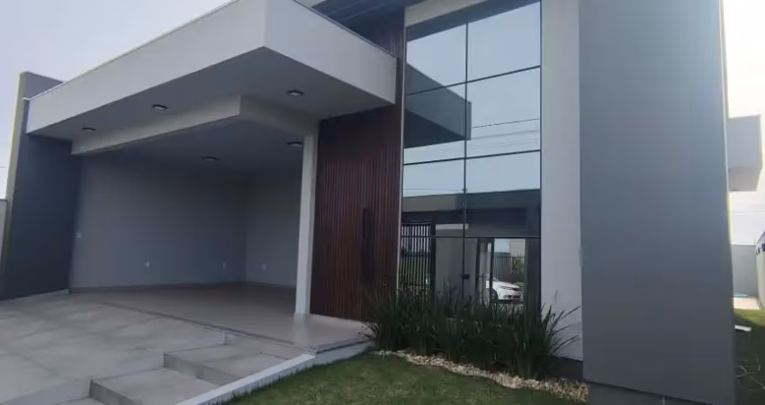 Linda casa de alto padrão pronta para morar