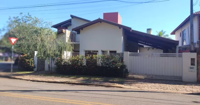 Casa / Sobrado para Venda em Campinas, Jardim do Sol, 4 dormitórios, 2 suítes, 4 banheiros, 4 vagas