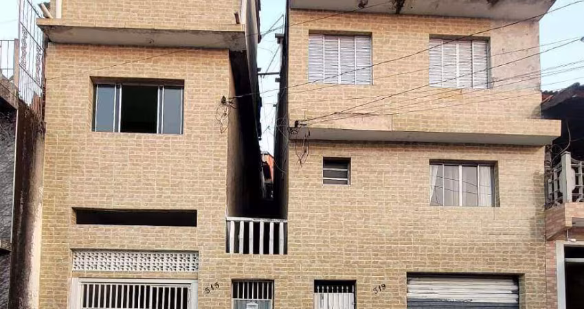 EXCELENTE IMÓVEL PARA RENDA COM 06 CASAS NO TERRENO