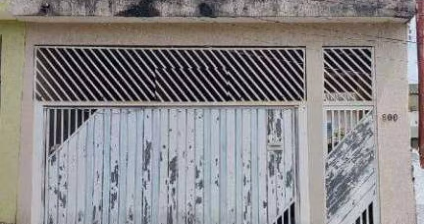 LINDO SOBRADO COM EXCELENTE LOCALIZAÇÃO