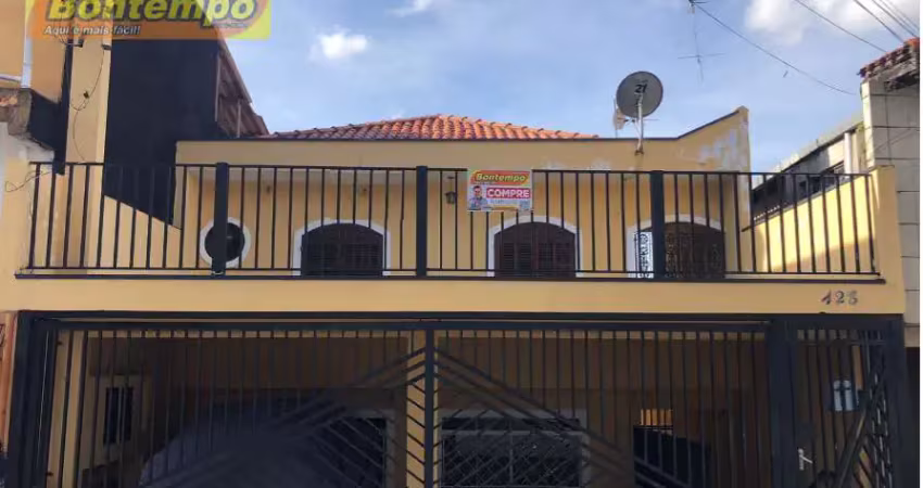 Casa com 3 quartos à venda na Vila Capriotti, Carapicuíba 