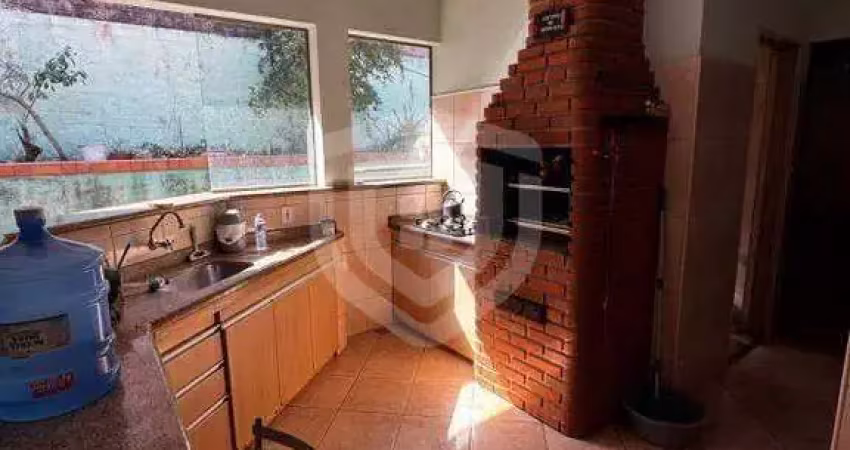 Casa com 3 quartos à venda na Vila Souto, Bauru 
