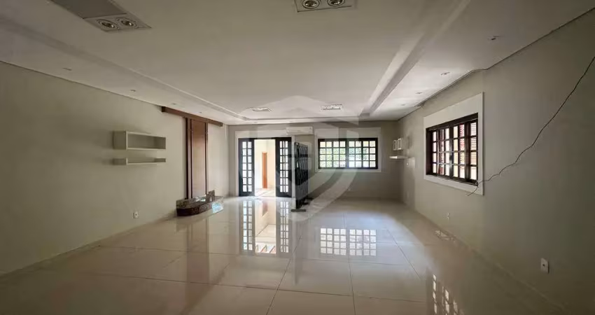 CASA JARDIM EUROPA | 4 QUARTOS | 3 SUÍTES | 2 SALAS | 4 VAGAS