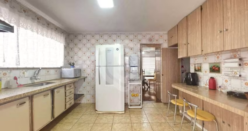 CASA CENTRO DA CIDADE | 4 QUARTOS | 4 SUITES | 3 SALAS | 5 VAGAS