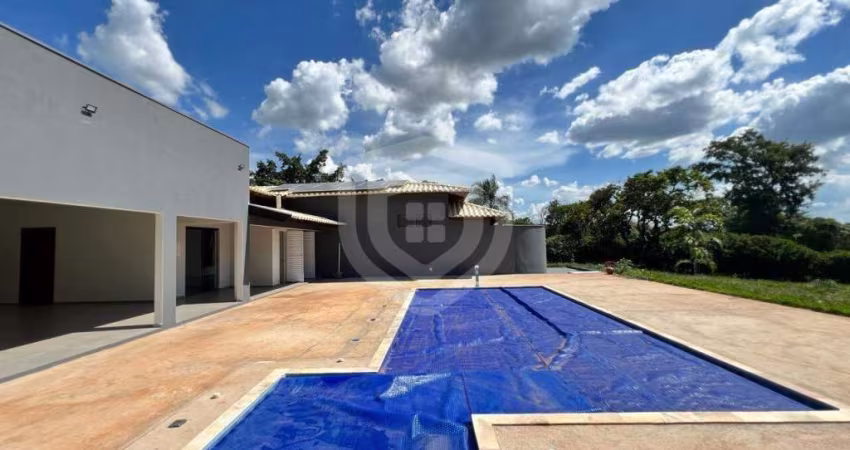 CASA NO CONDOMÍNIO PALMAS DEL REY | 3 QUARTOS |1 SUITE | 2 SALAS | ESPAÇO GOURMET
