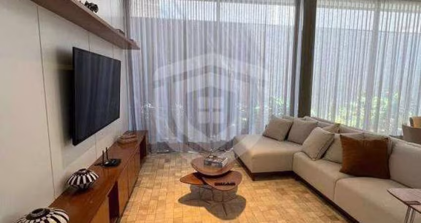 CASA CONDOMÍNIO TAMBORÉ | 3 QUARTOS | 3 SUITES | 5 BANHEIROS | 2 SALAS | 4 VAGAS
