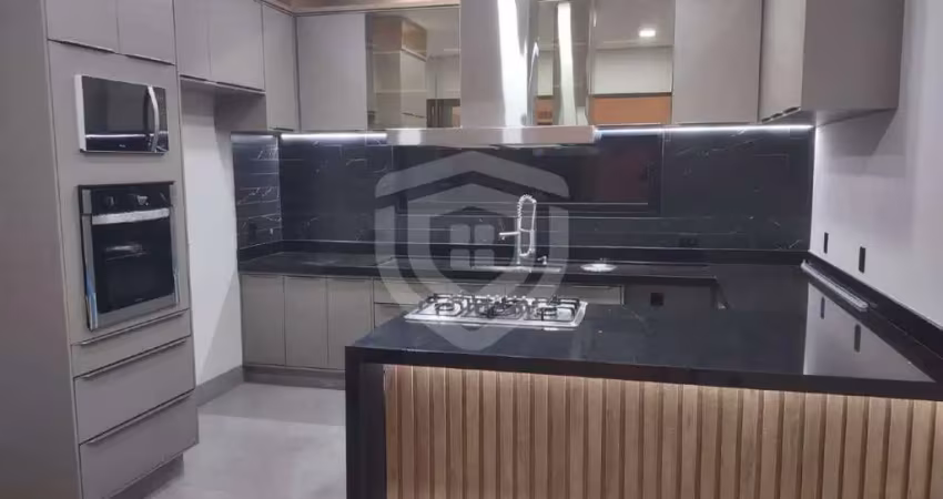 CASA TÉRREA |RESIDENCIAL CYRELA | 3 SUITES | 5 BANHEIROS | 2 VAGAS