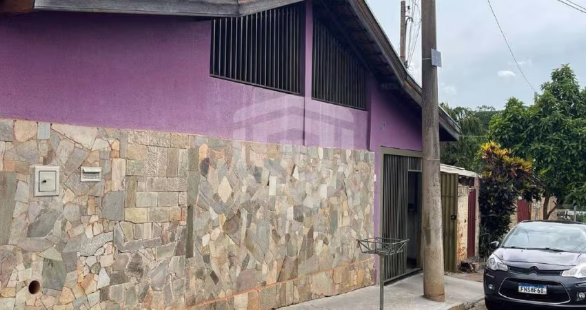 CASA | 3 DORMITÓRIOS | 2 BANHEIROS | 3 VAGAS DE GARAGEM