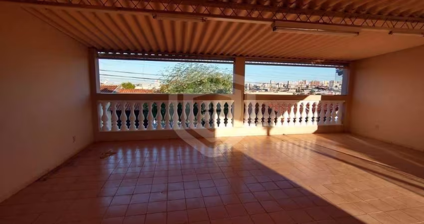 Casa com 3 quartos à venda no bairro Bela Vista