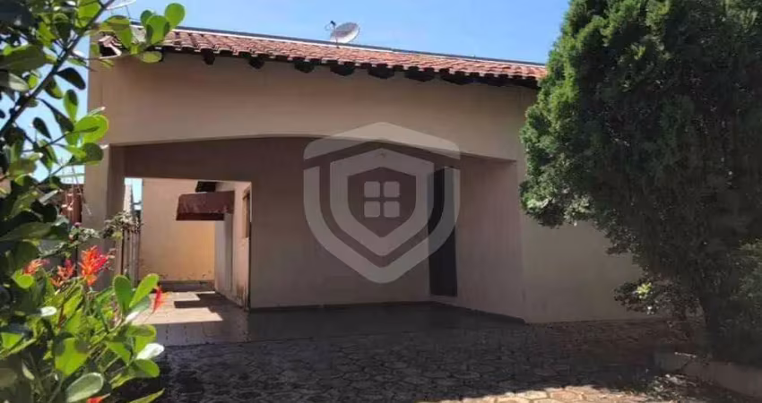 Casa para venda, 3 quartos, Jardim Carolina