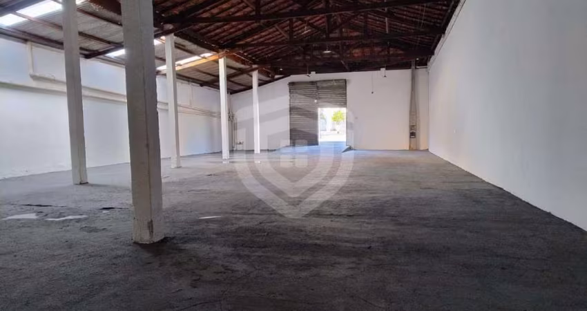 Vende-se Barracão Comercial