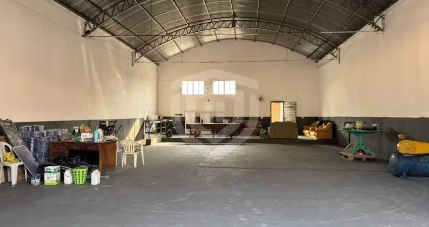 Barracão /galpão à venda com 242,00m² na vila brunhari em bauru