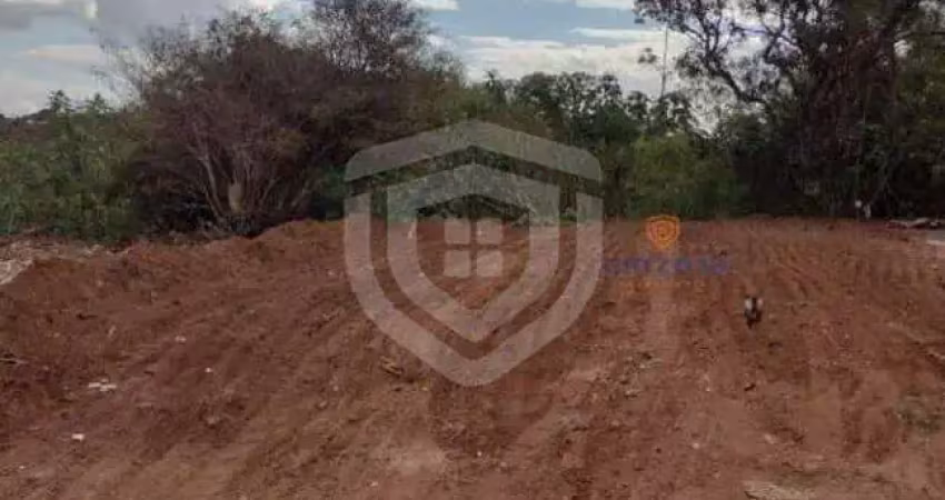 Terreno à venda no Tangarás, Bauru 